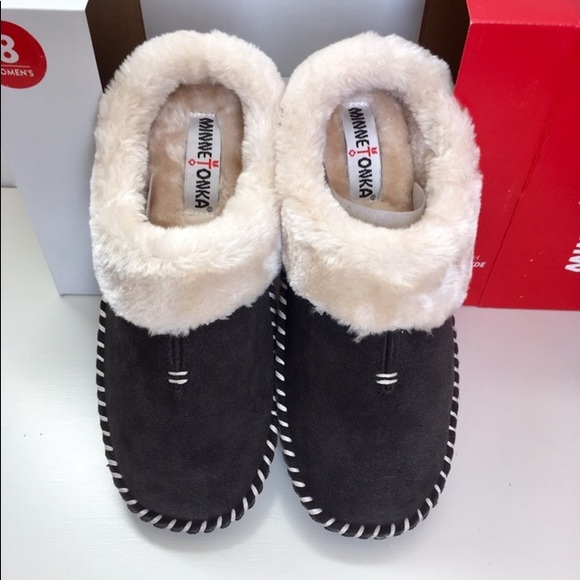 minnetonka clog slippers